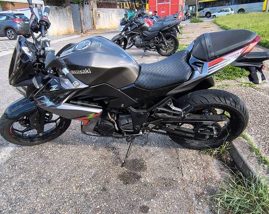 KAWASAKI Z300 